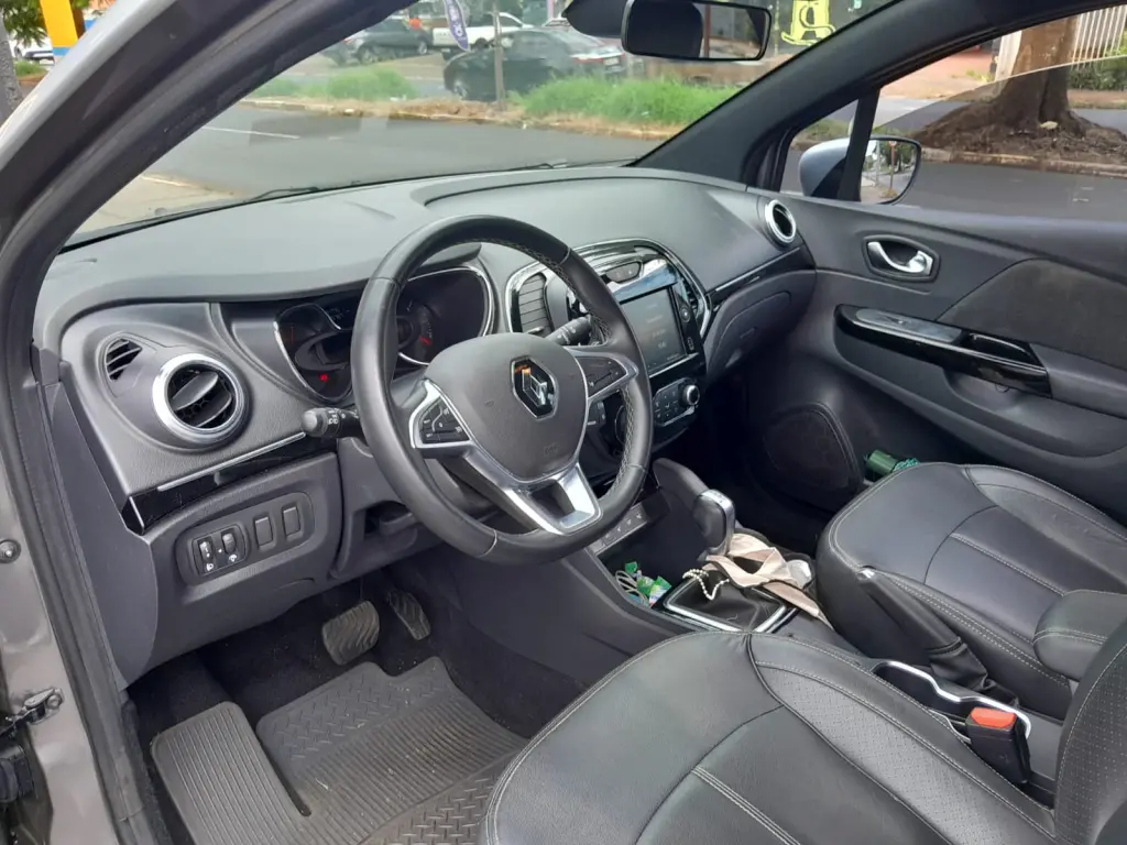 RENAULT Captur - Foto