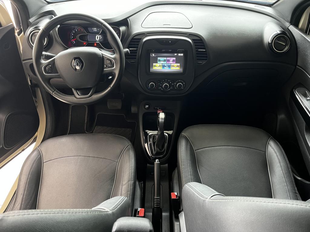 RENAULT Captur - Foto