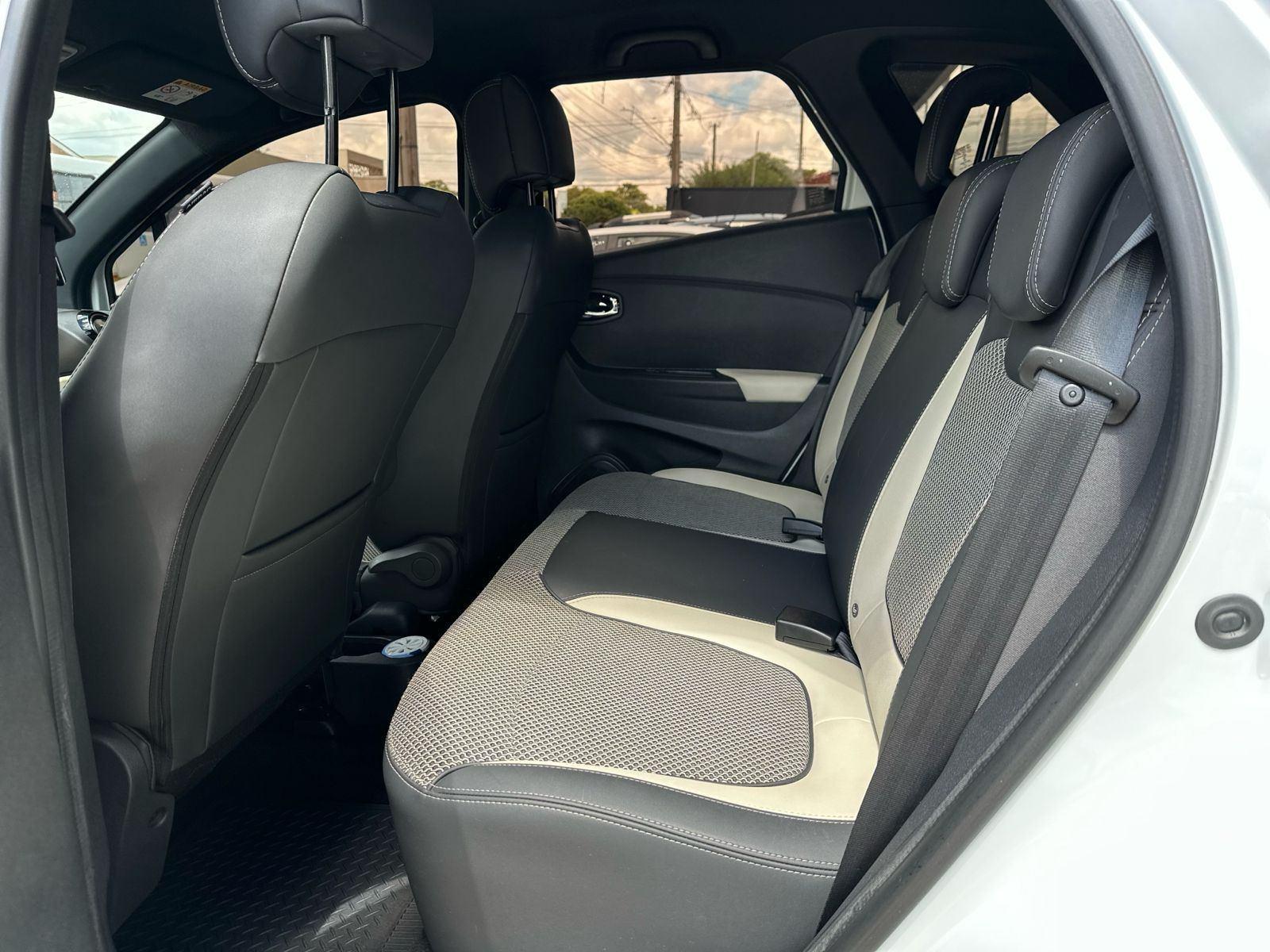 RENAULT Captur - Foto