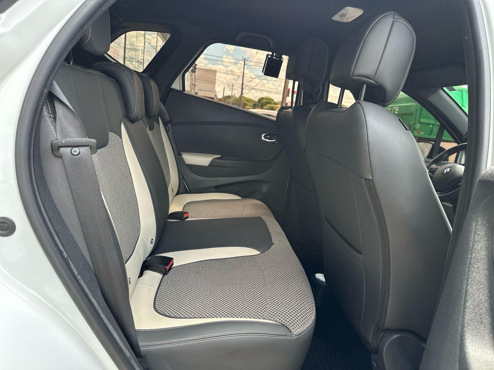 RENAULT Captur - Foto