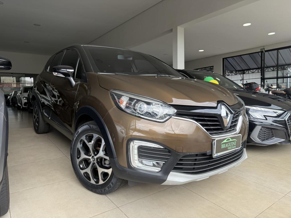 RENAULT Captur - Foto