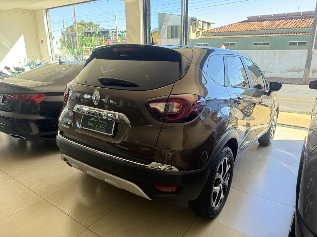 RENAULT Captur - Foto