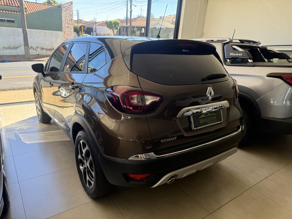 RENAULT Captur - Foto