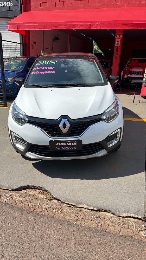 RENAULT Captur - Foto
