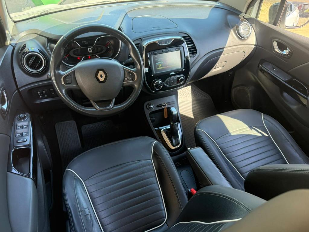 RENAULT Captur - Foto