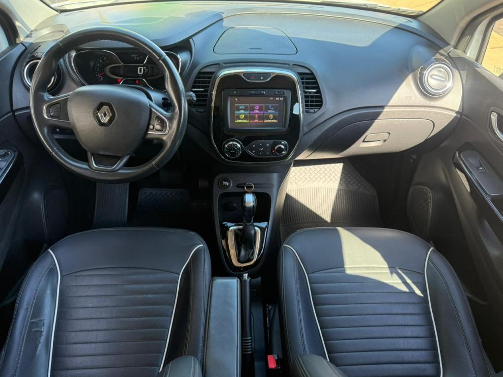 RENAULT Captur - Foto