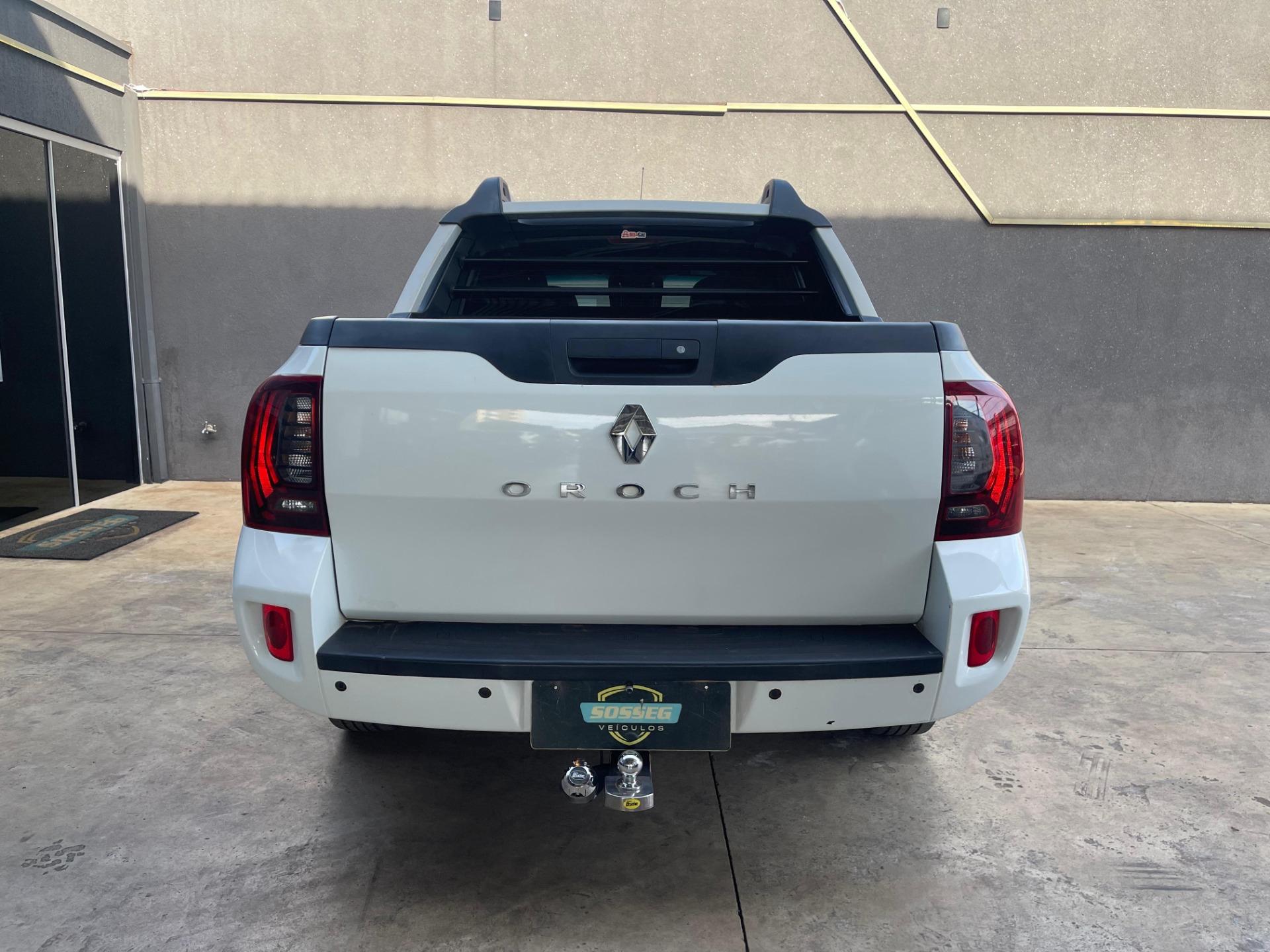 RENAULT Duster - Foto