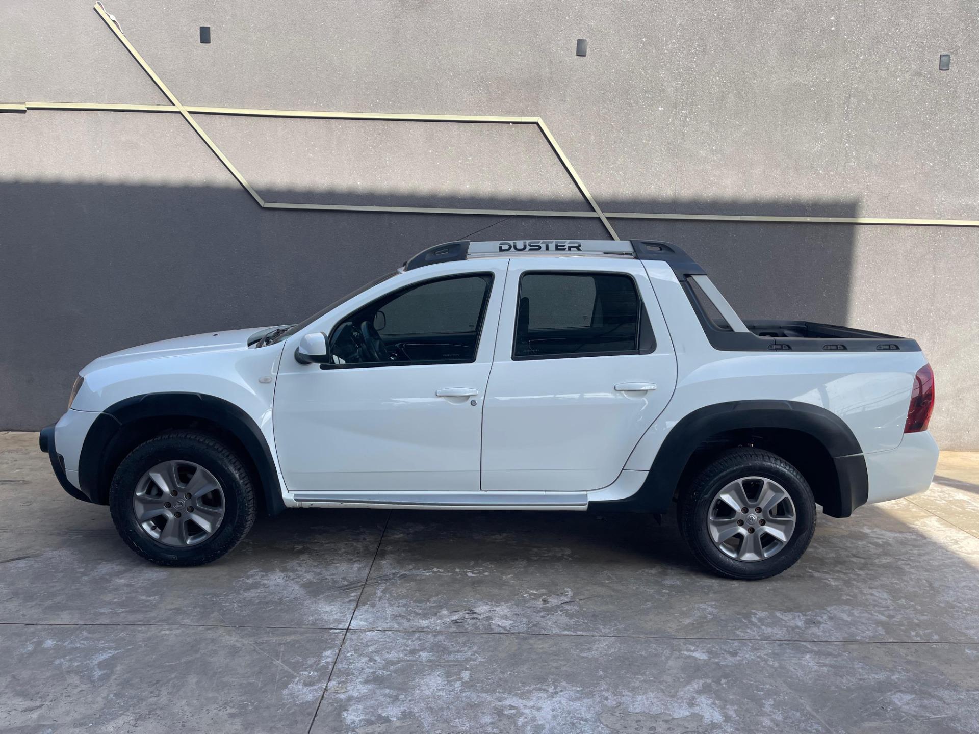 RENAULT Duster - Foto
