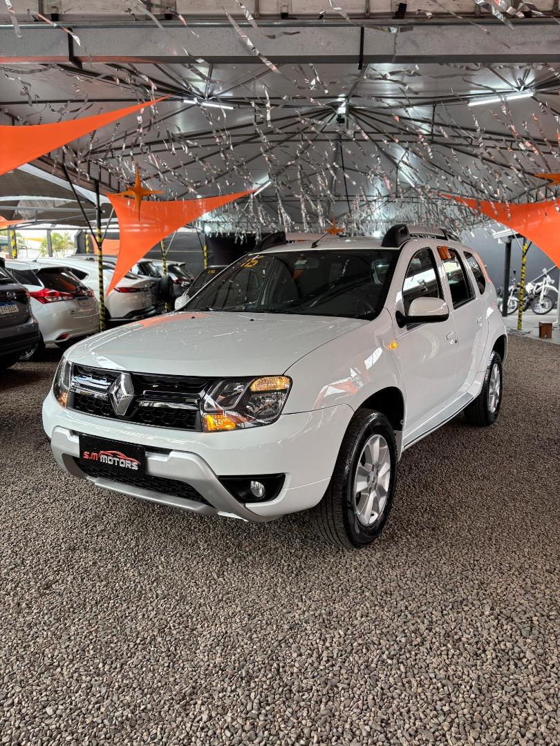 RENAULT Duster - Foto