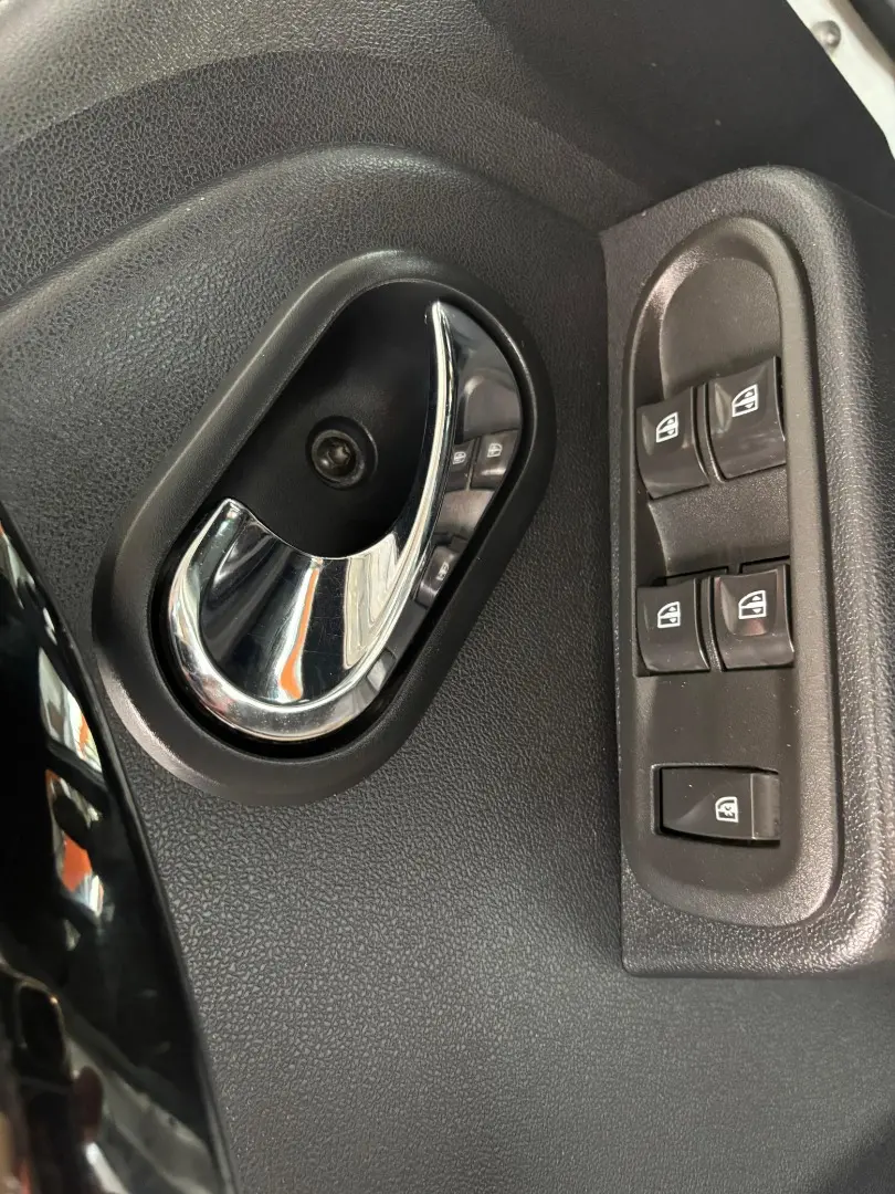 RENAULT Duster - Foto