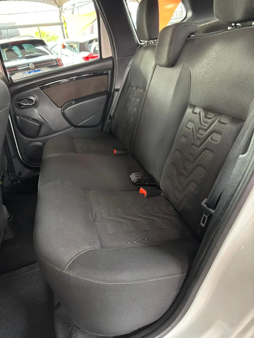 RENAULT Duster - Foto