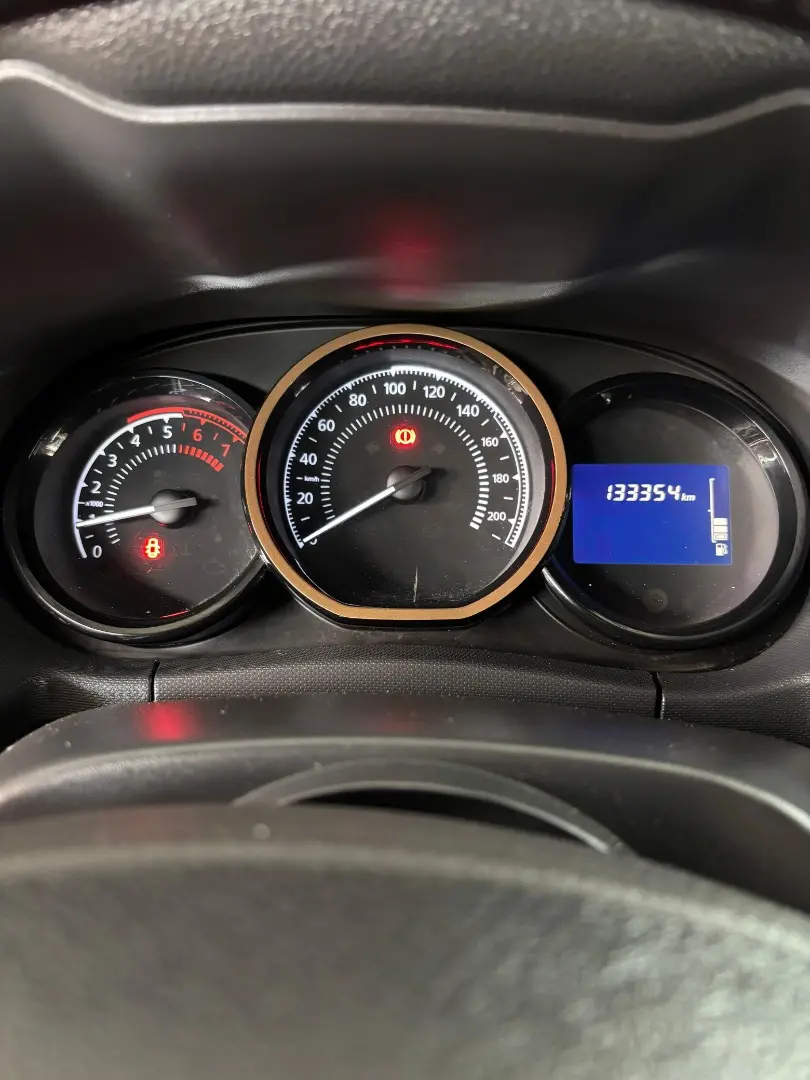 RENAULT Duster - Foto