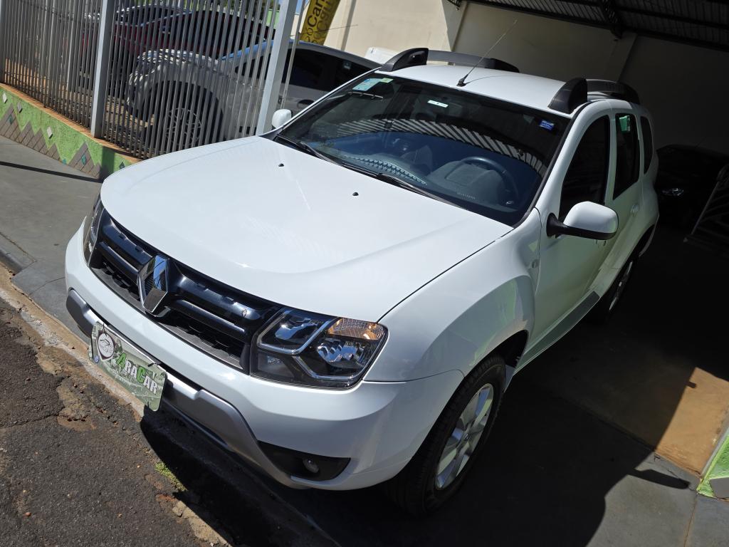 RENAULT Duster - Foto
