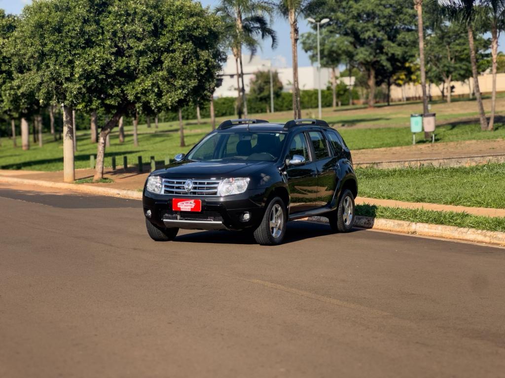 RENAULT Duster