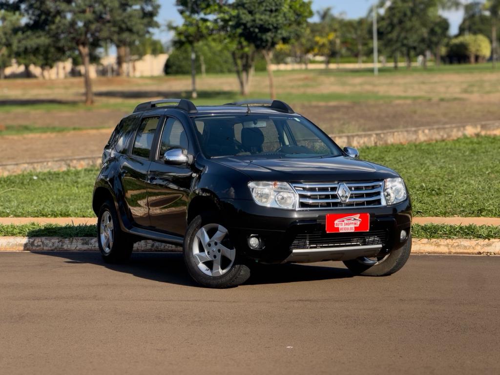 RENAULT Duster - Foto