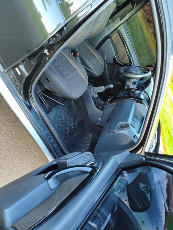 RENAULT Duster - Foto