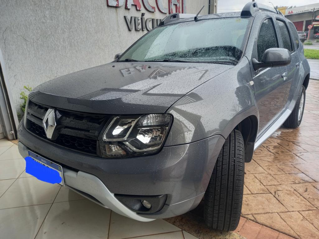 RENAULT Duster - Foto