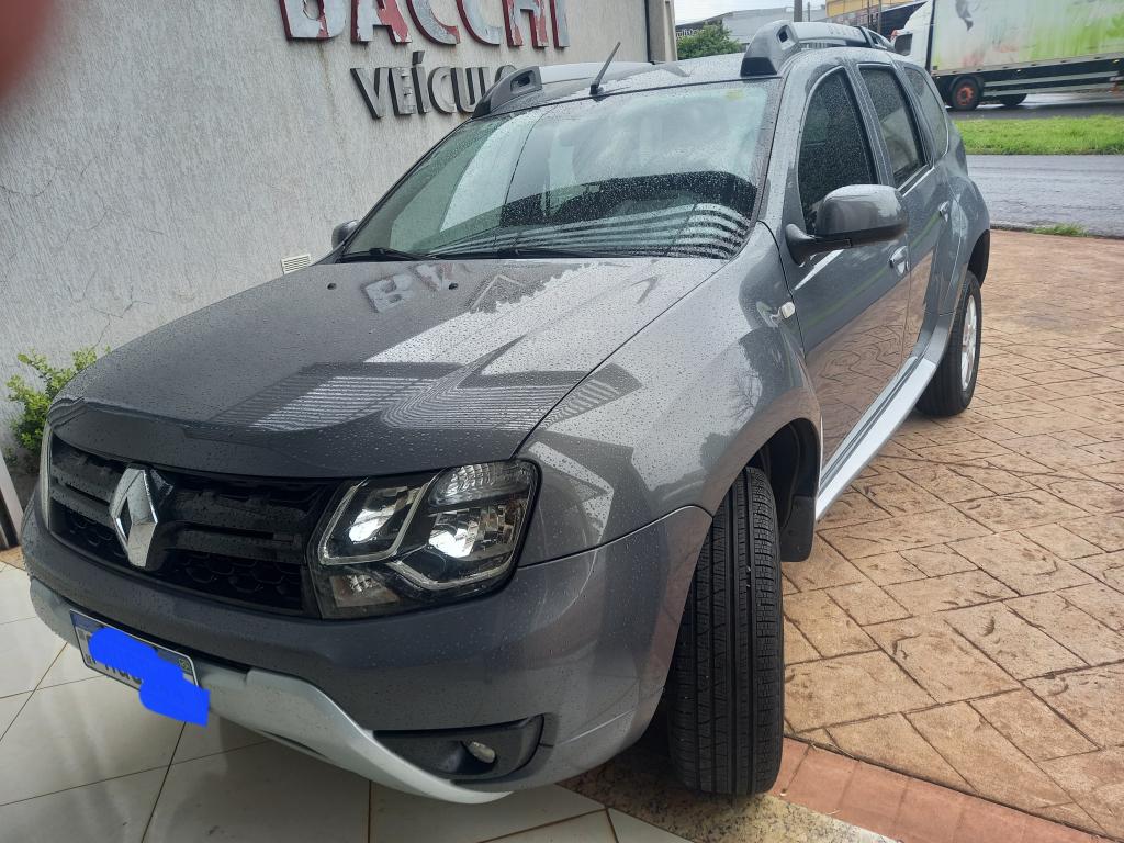 RENAULT Duster - Foto