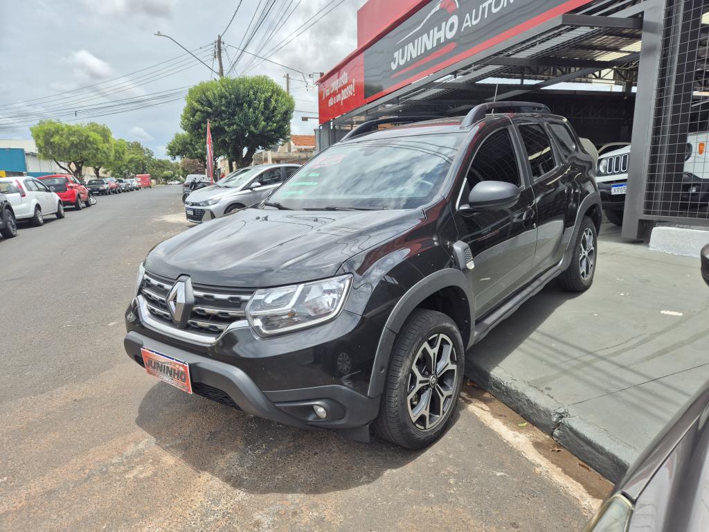 RENAULT Duster - Foto