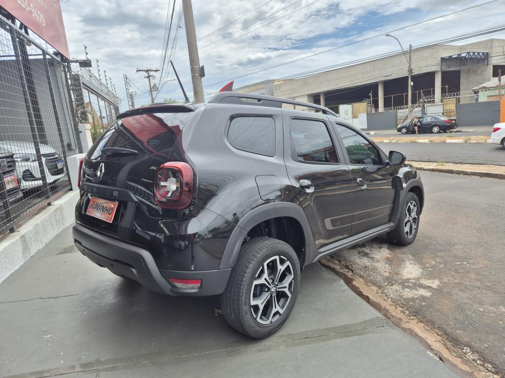 RENAULT Duster - Foto