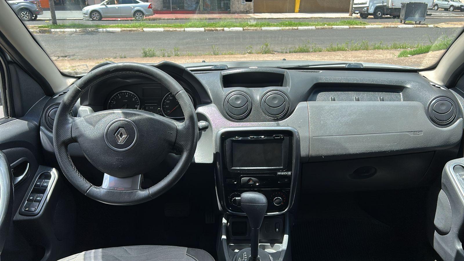 RENAULT Duster - Foto