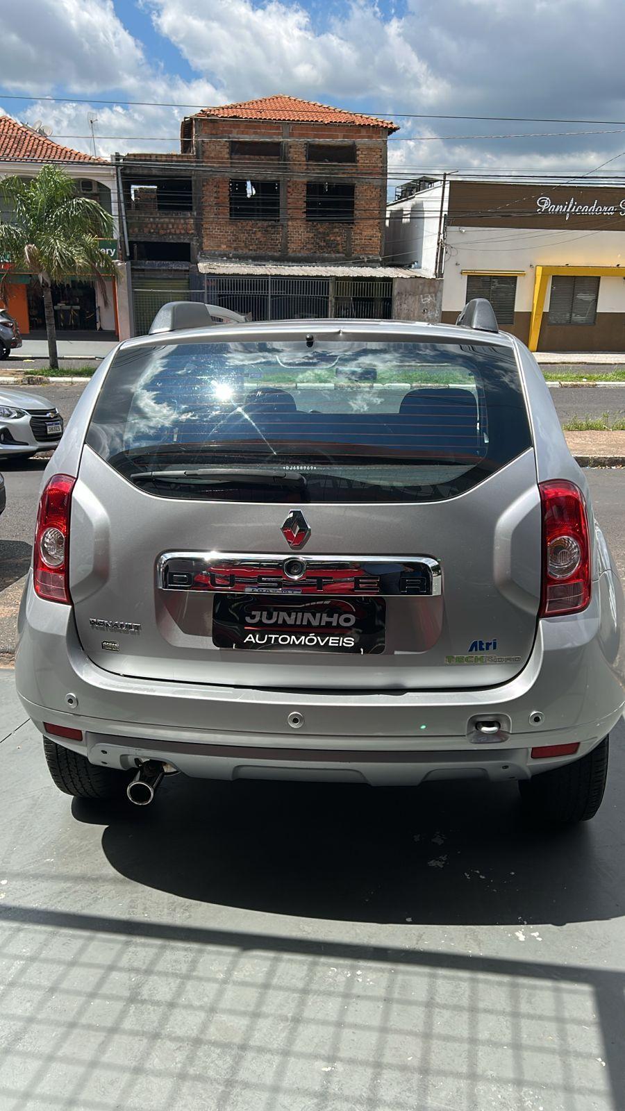 RENAULT Duster - Foto