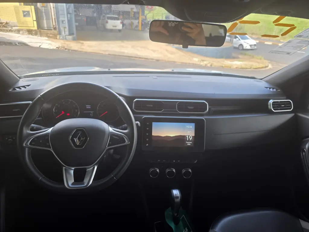 RENAULT Duster - Foto