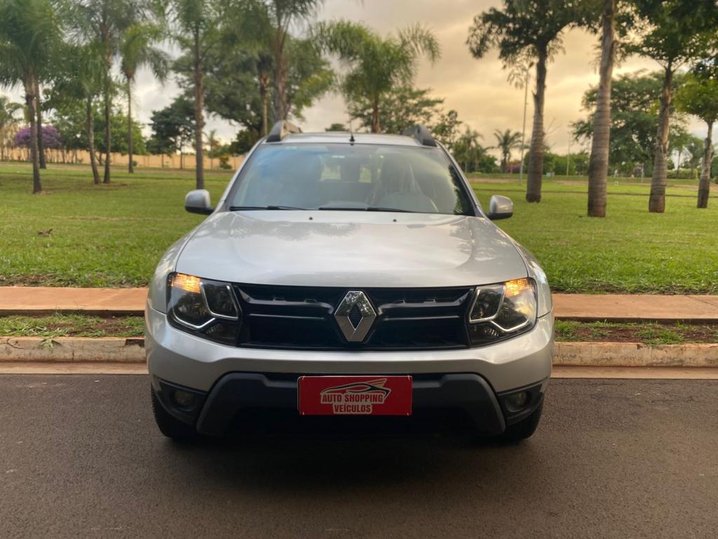 RENAULT Duster - Foto