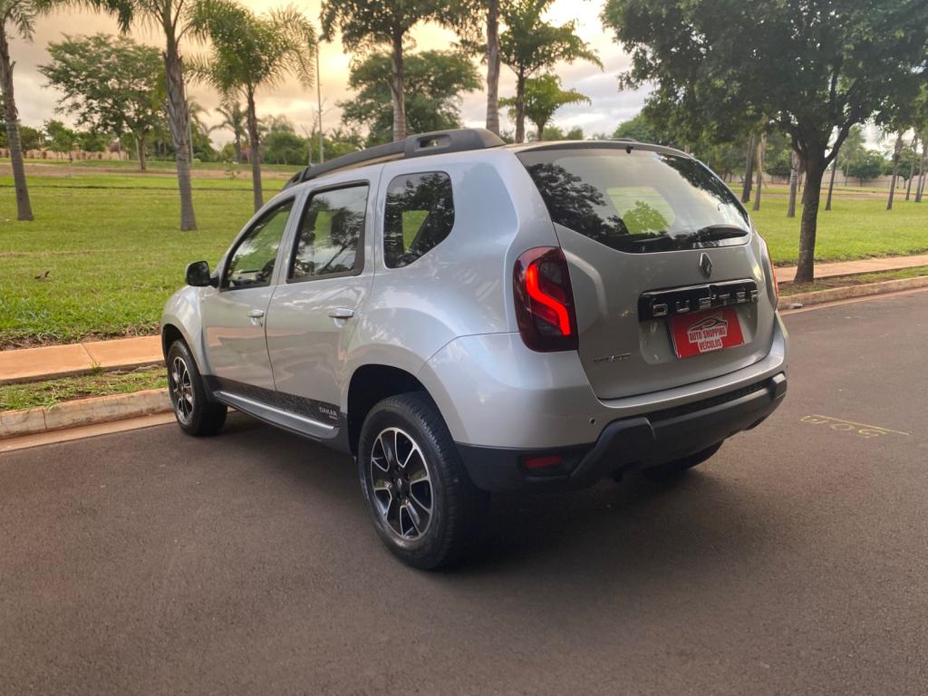 RENAULT Duster - Foto