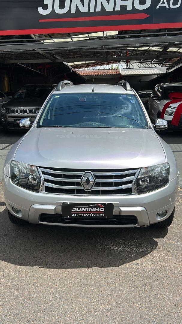 RENAULT Duster - Foto