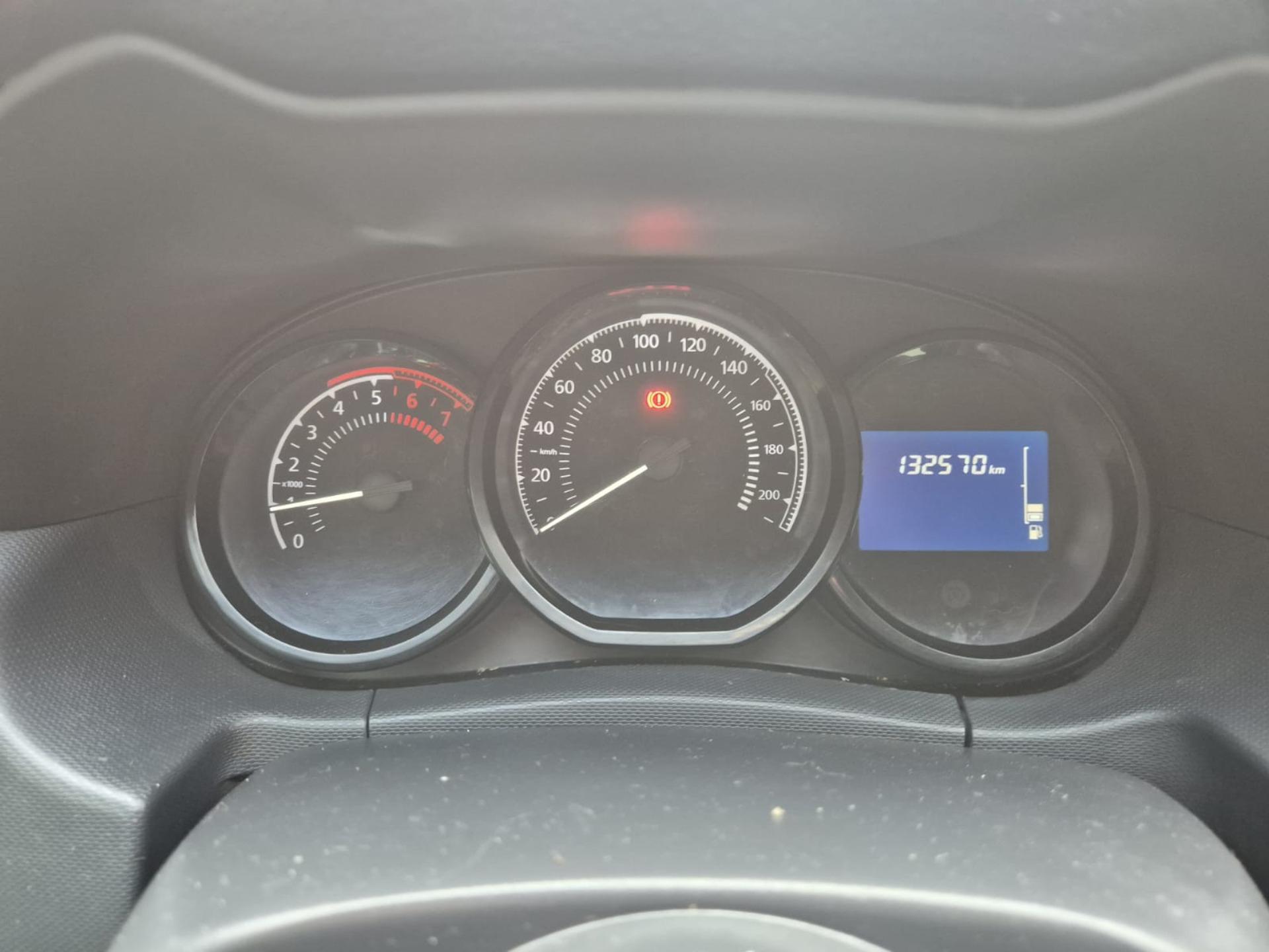 RENAULT Duster - Foto