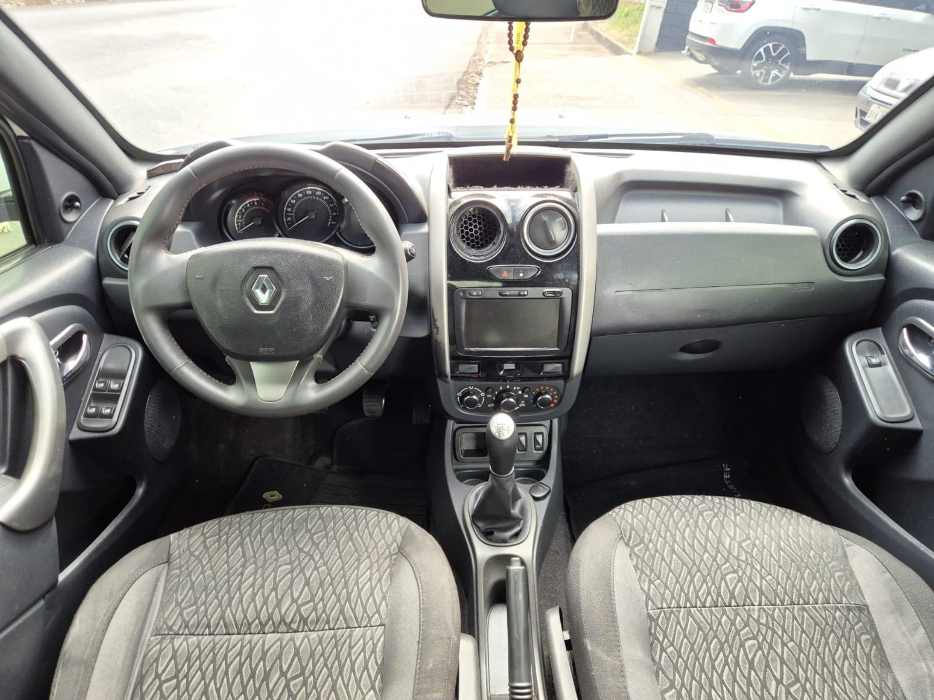 RENAULT Duster - Foto