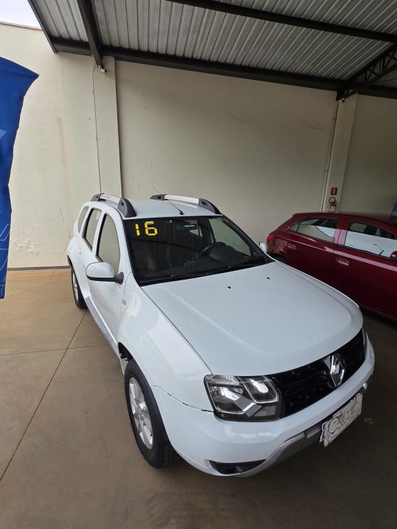 RENAULT Duster - Foto