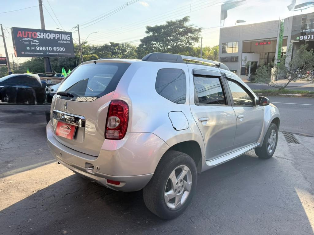 RENAULT Duster - Foto