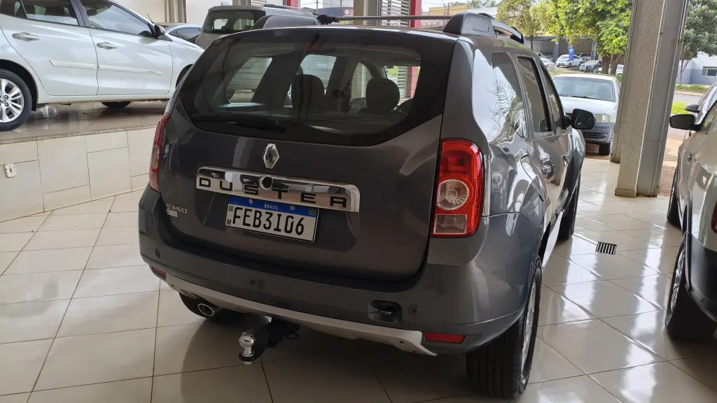 RENAULT Duster - Foto