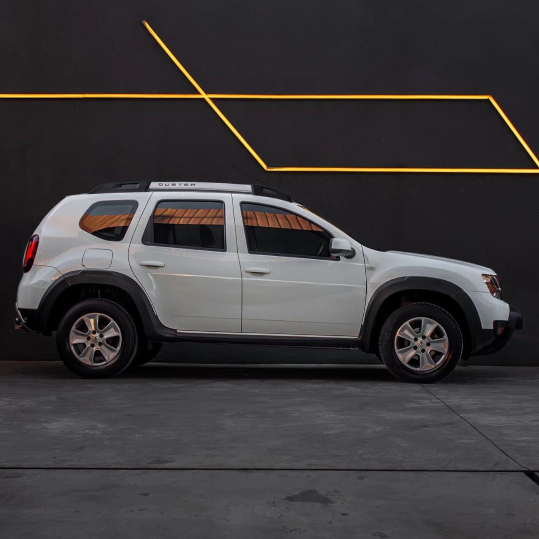 RENAULT Duster - Foto