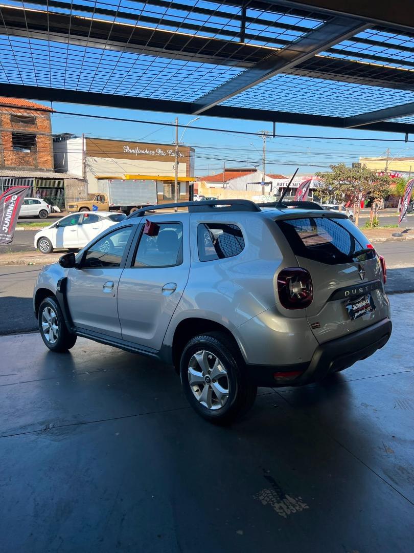 RENAULT Duster - Foto