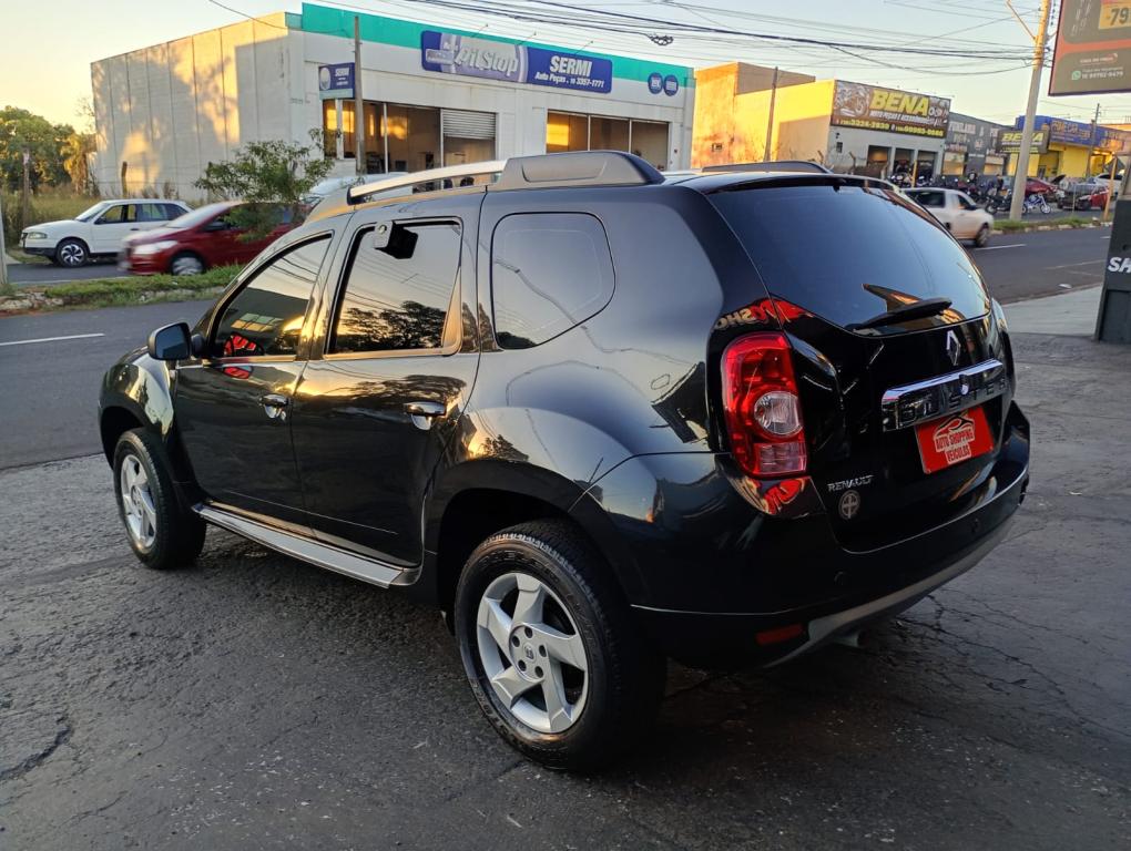 RENAULT Duster - Foto