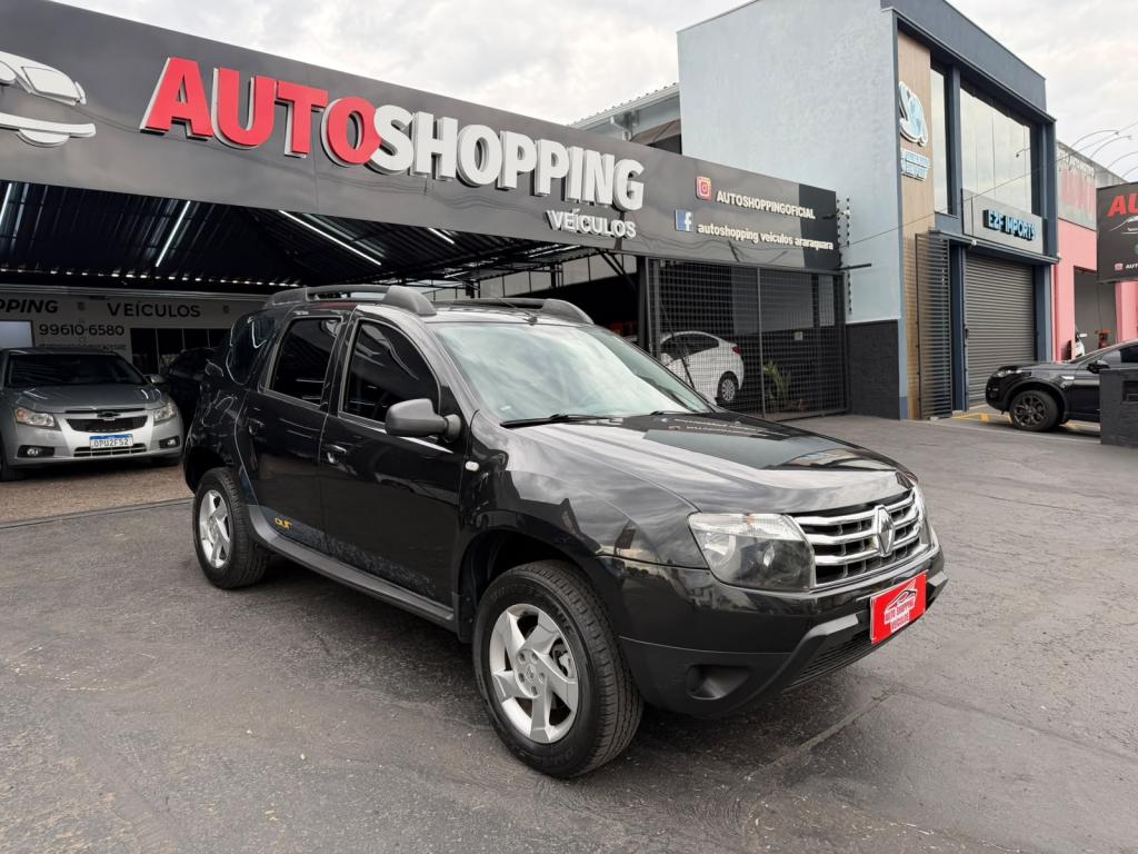 RENAULT Duster