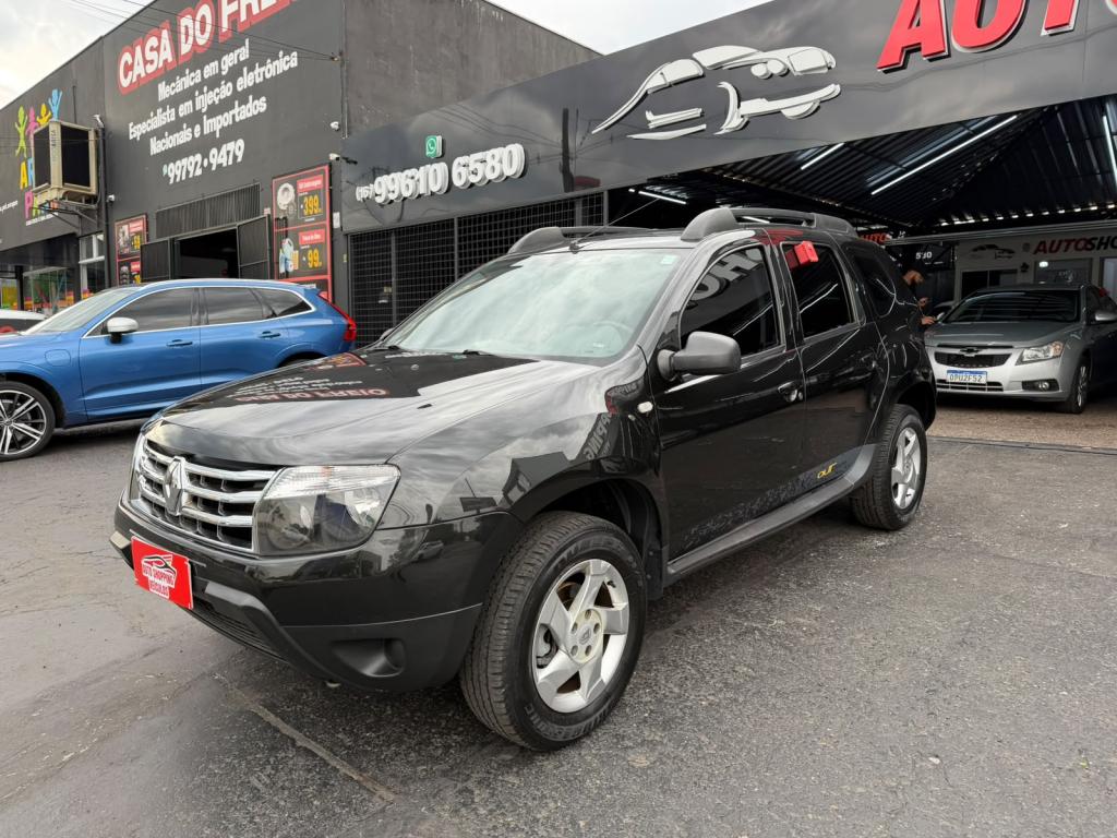 RENAULT Duster - Foto