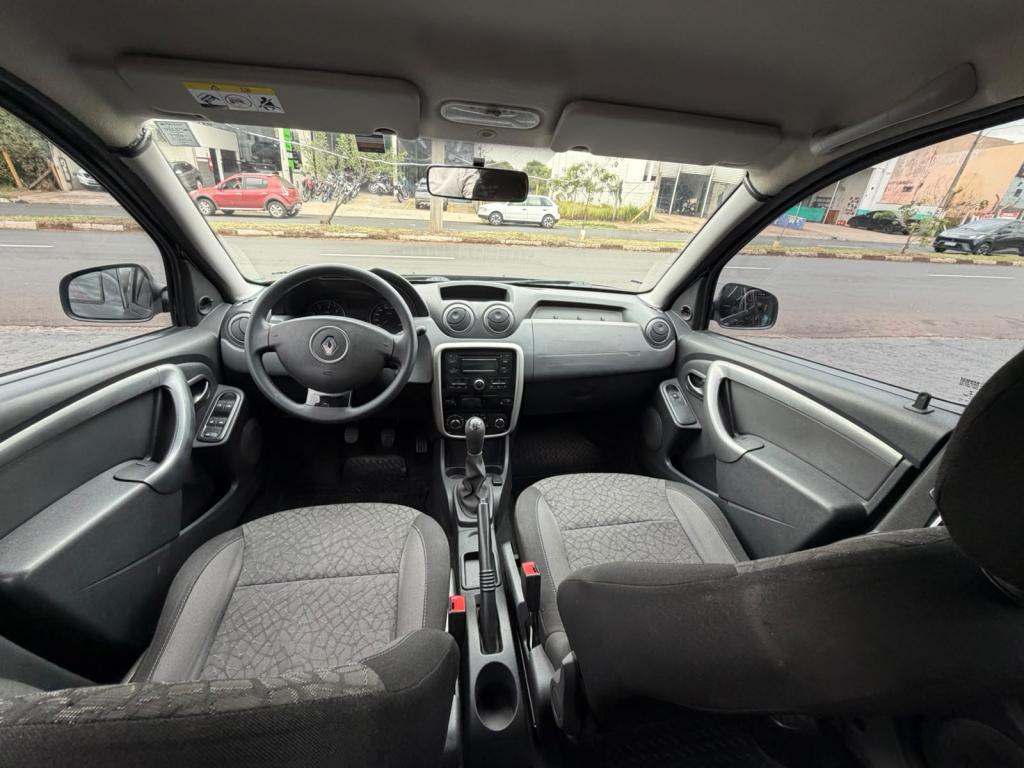 RENAULT Duster - Foto