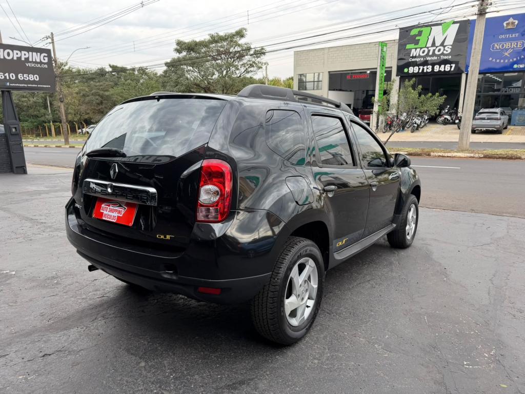 RENAULT Duster - Foto