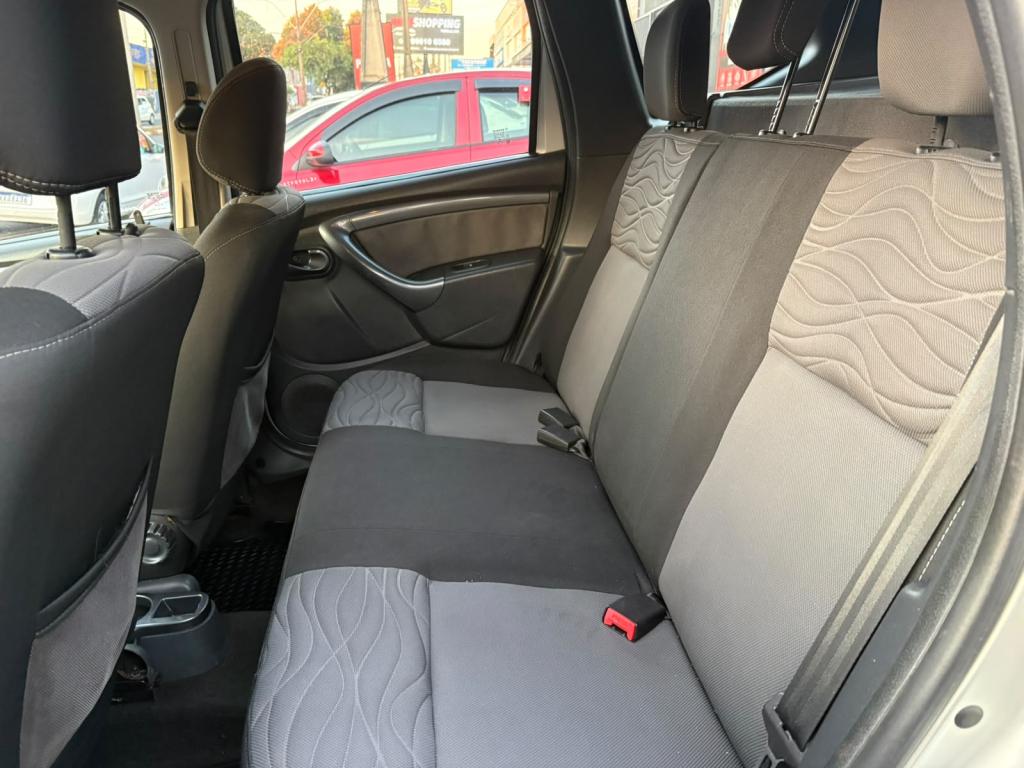 RENAULT Duster - Foto