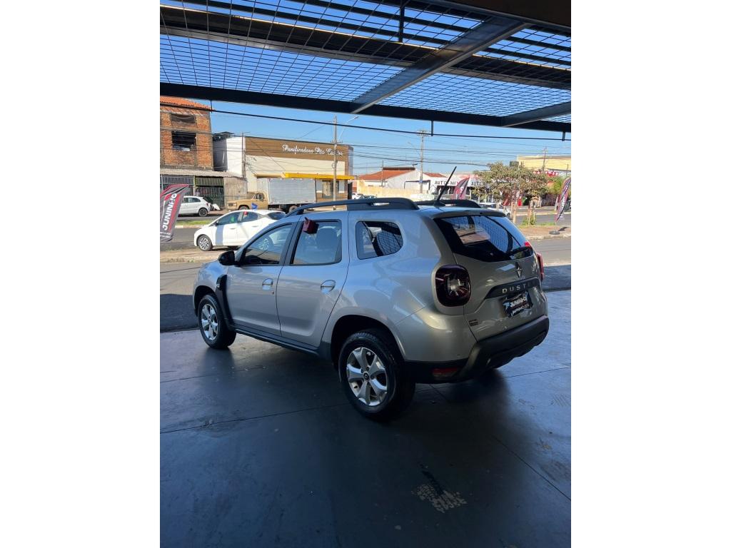 RENAULT Duster - Foto