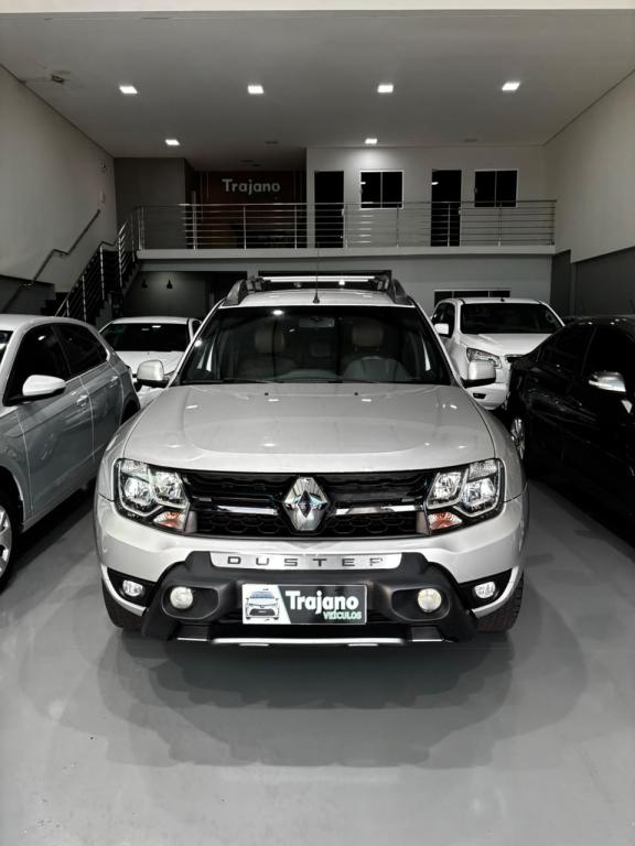 RENAULT Duster - Foto