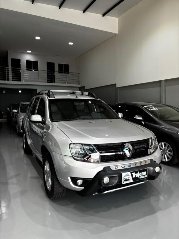RENAULT Duster - Foto
