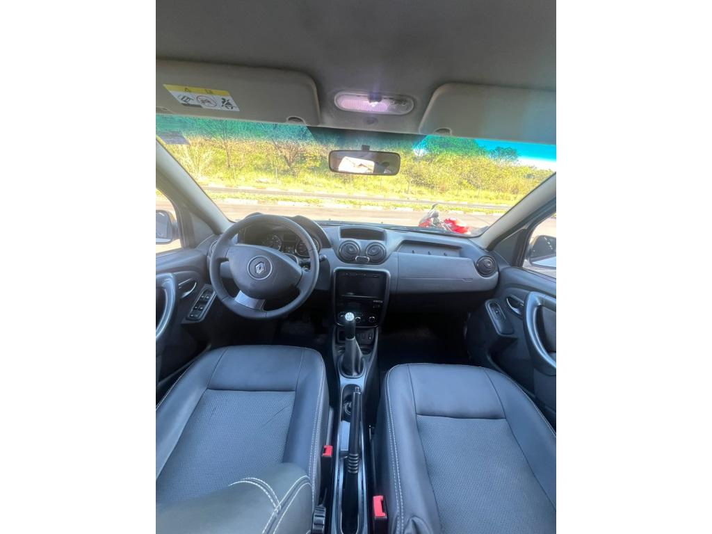 RENAULT Duster - Foto