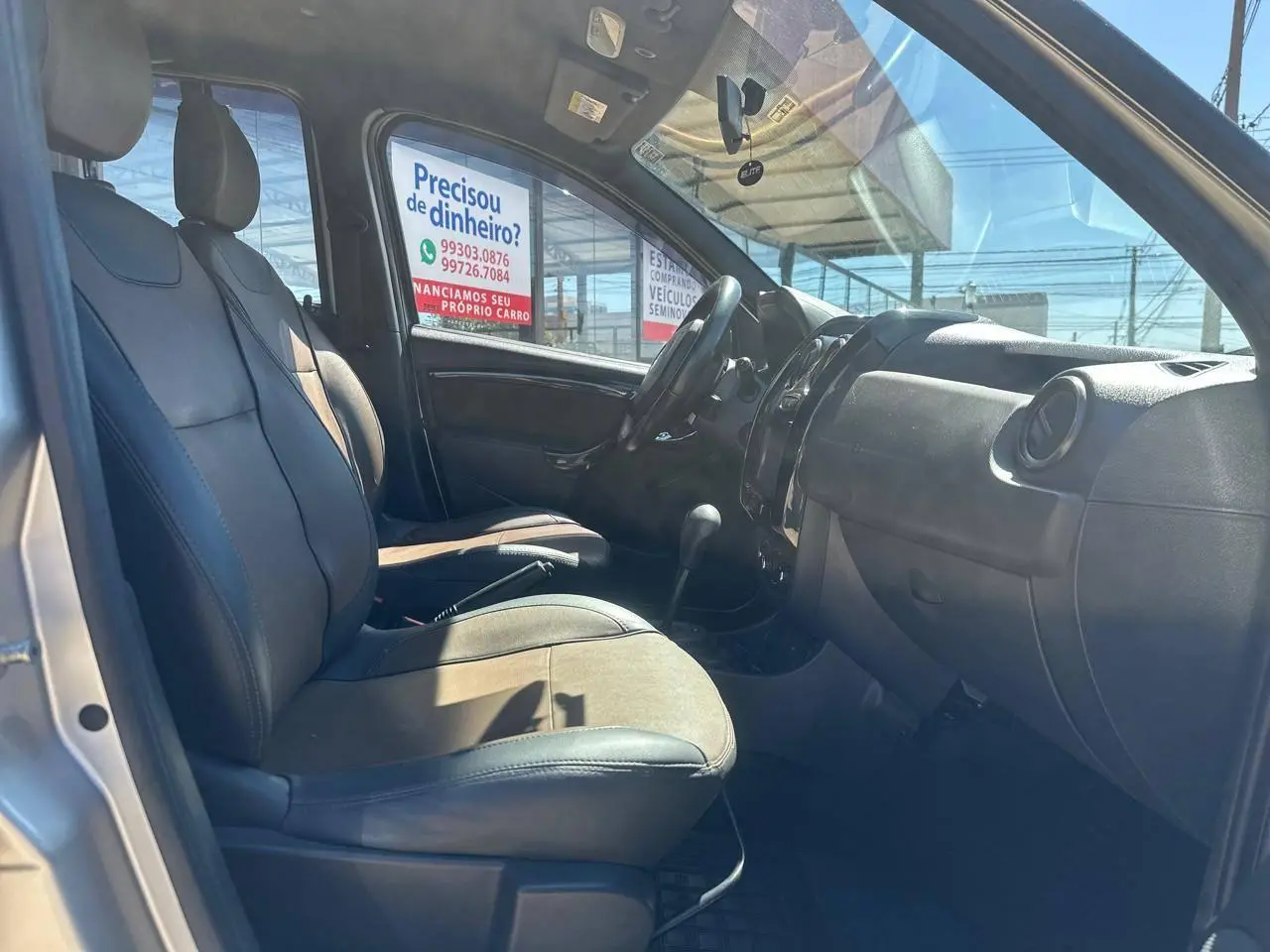 RENAULT Duster - Foto