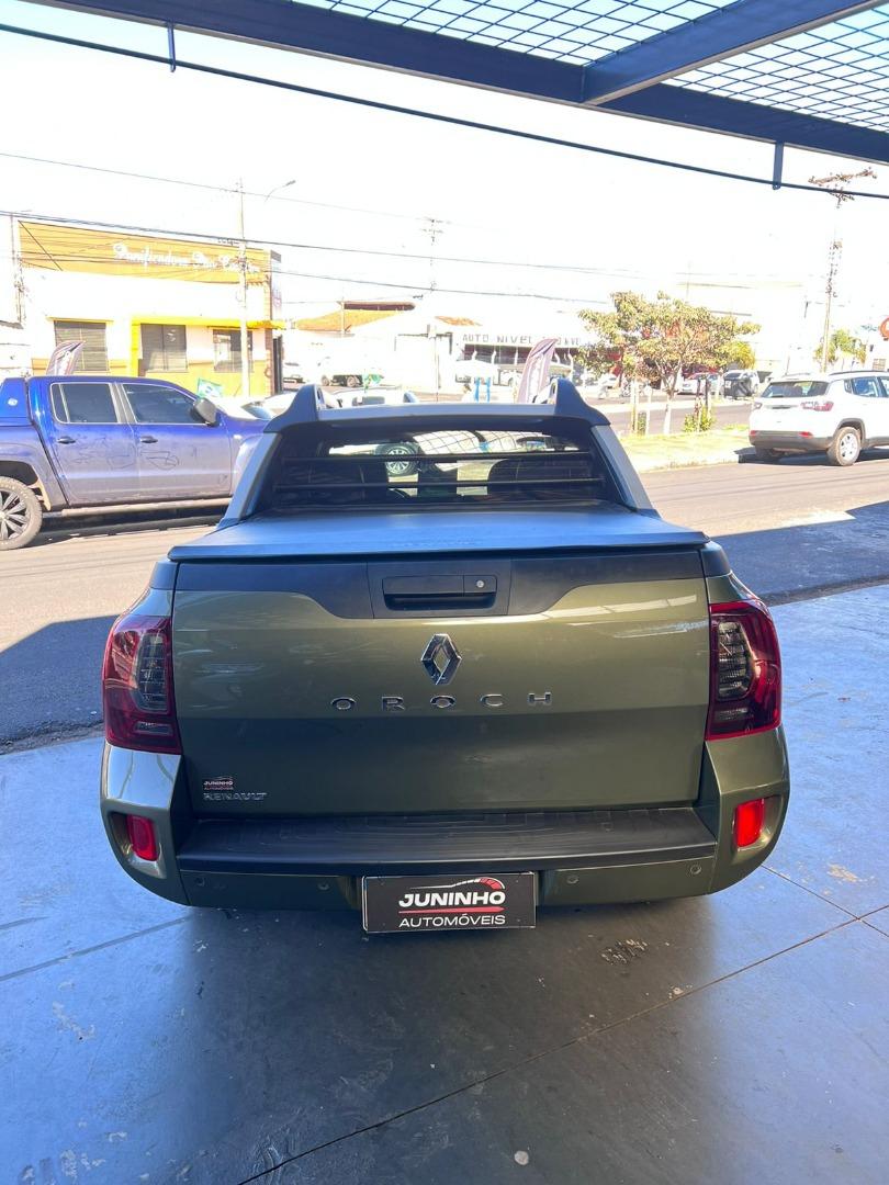 RENAULT Duster - Foto