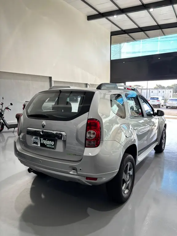 RENAULT Duster - Foto